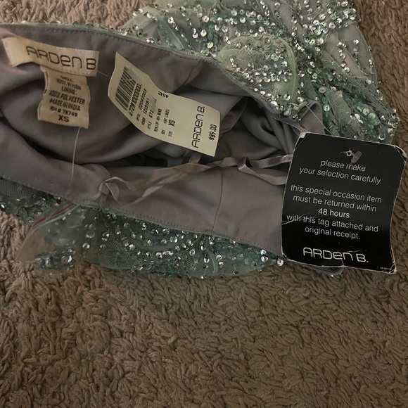 Arden B sequin skirt New With Tags Never Worn - Picture 3 of 5